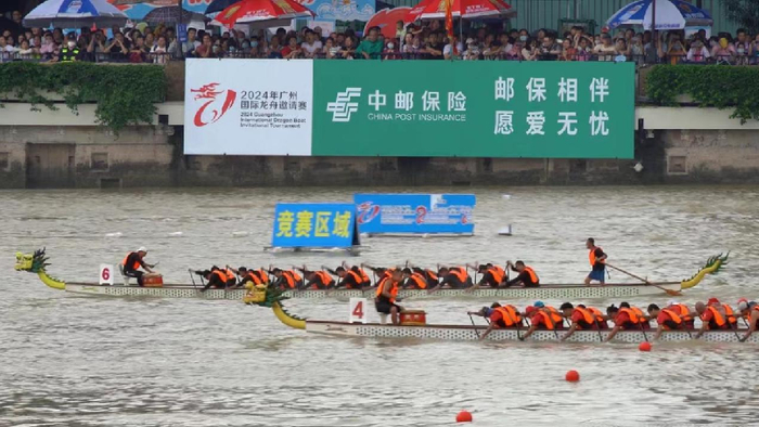 浏阳河上划出“风火轮”！2026湘龙超长沙开福站开赛(图1)