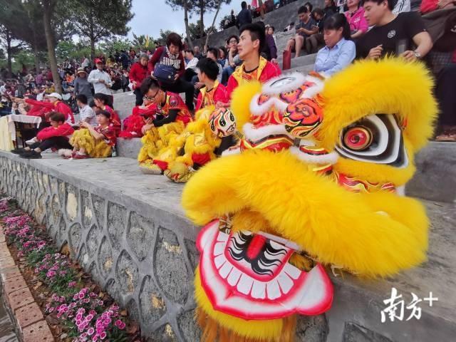 TOP登陆少年正式出道时代峰峻还有心吗？(图1)