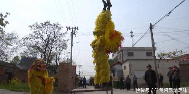 吕梁市蓝天救援队做客“得造花香”艺术沙龙