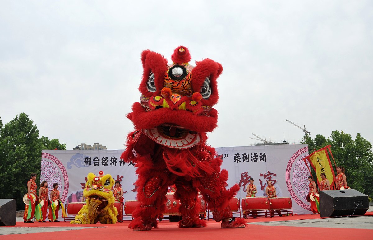青岛代表队在2025“狮舞齐鲁”南北狮王争霸赛中斩获佳绩