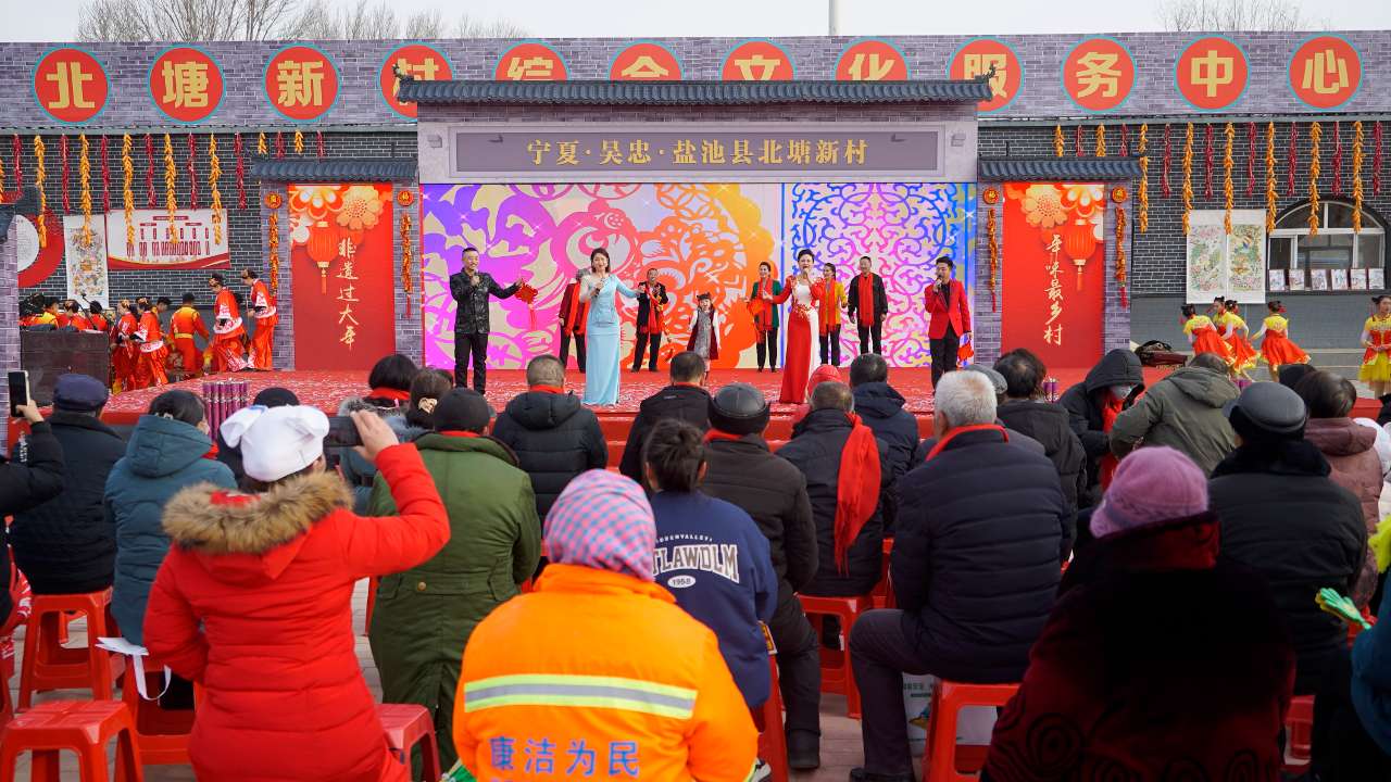 acontent(图1)